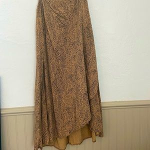 Woman’s medium cheetah print maxi skirt